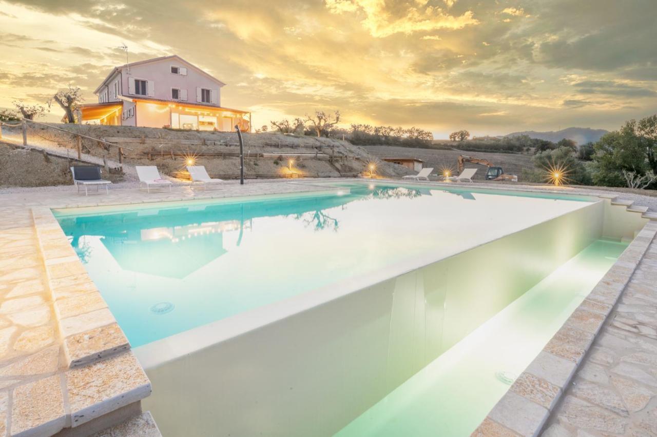 Casal Del Sole - La Ginestra Lägenhet Montefelcino Exteriör bild